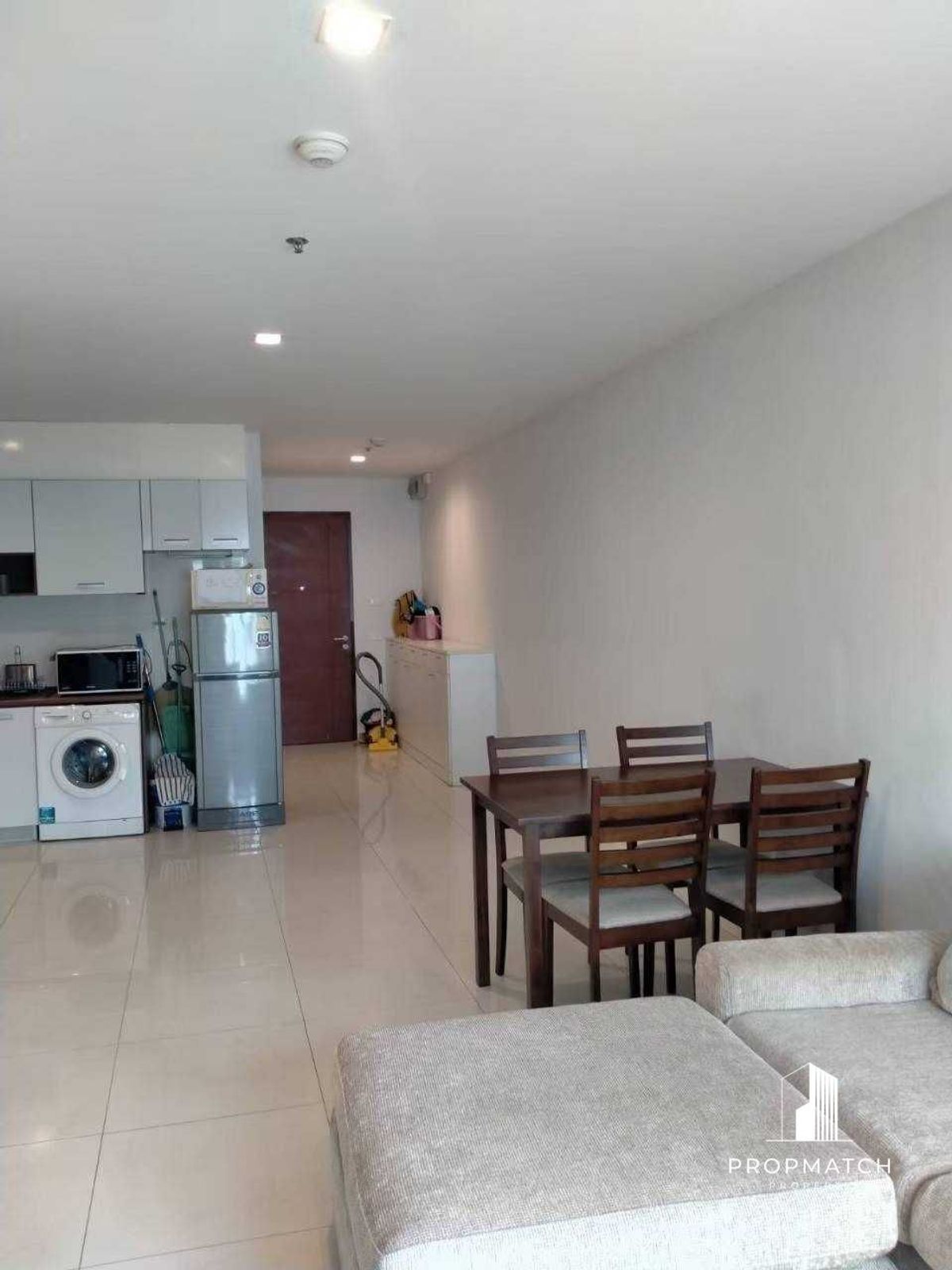 ให้เช่าคอนโดสุขุมวิท อโศก ทองหล่อ : ✨ราคาสุดว้าว ห้องแต่งสุดปัง✨Sukhumvit City Resort  ( 1Bed 1Bath 67SQM.) แต่งครบพร้อมอยู่ !! เพียง 26,000 บาทต่อเดือน Tel.0981315848 @propmatch