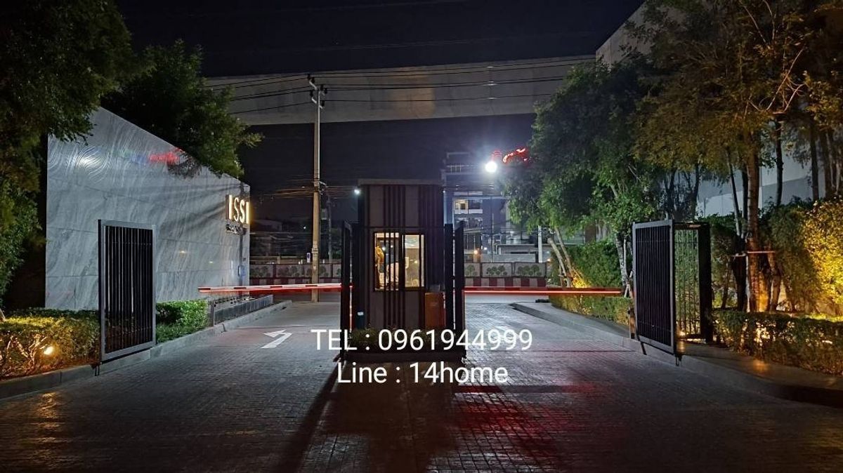 For SaleCondoRathburana, Suksawat : Condo for sale 25.29 sqm. Issi suksawat, 17th floor, the room is super private. The high view near Big C Bang Pakok Silamark, B. Jur Hospital, Bang Pakok Witthayakhom School, Inquire 096194999