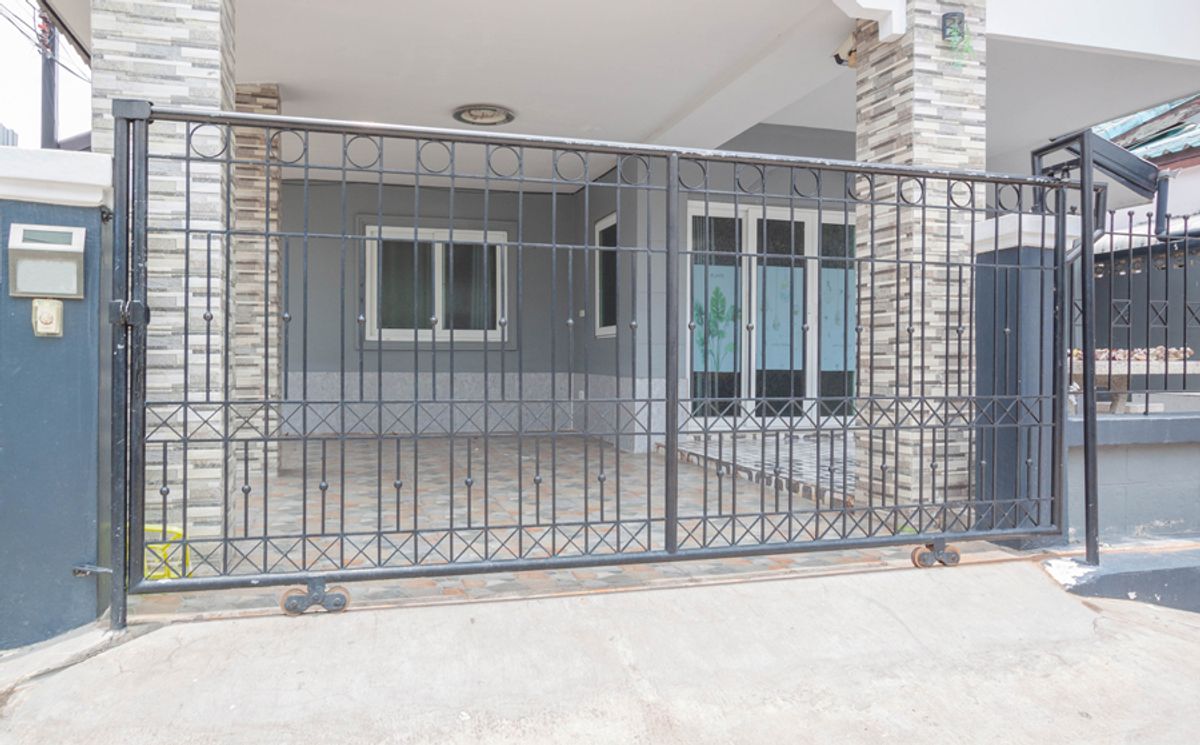 For RentTownhomeRamkhamhaeng, Hua Mak : Rent 2 -story townhouse, Ramkhamhaeng 24 (the owner released by himself)