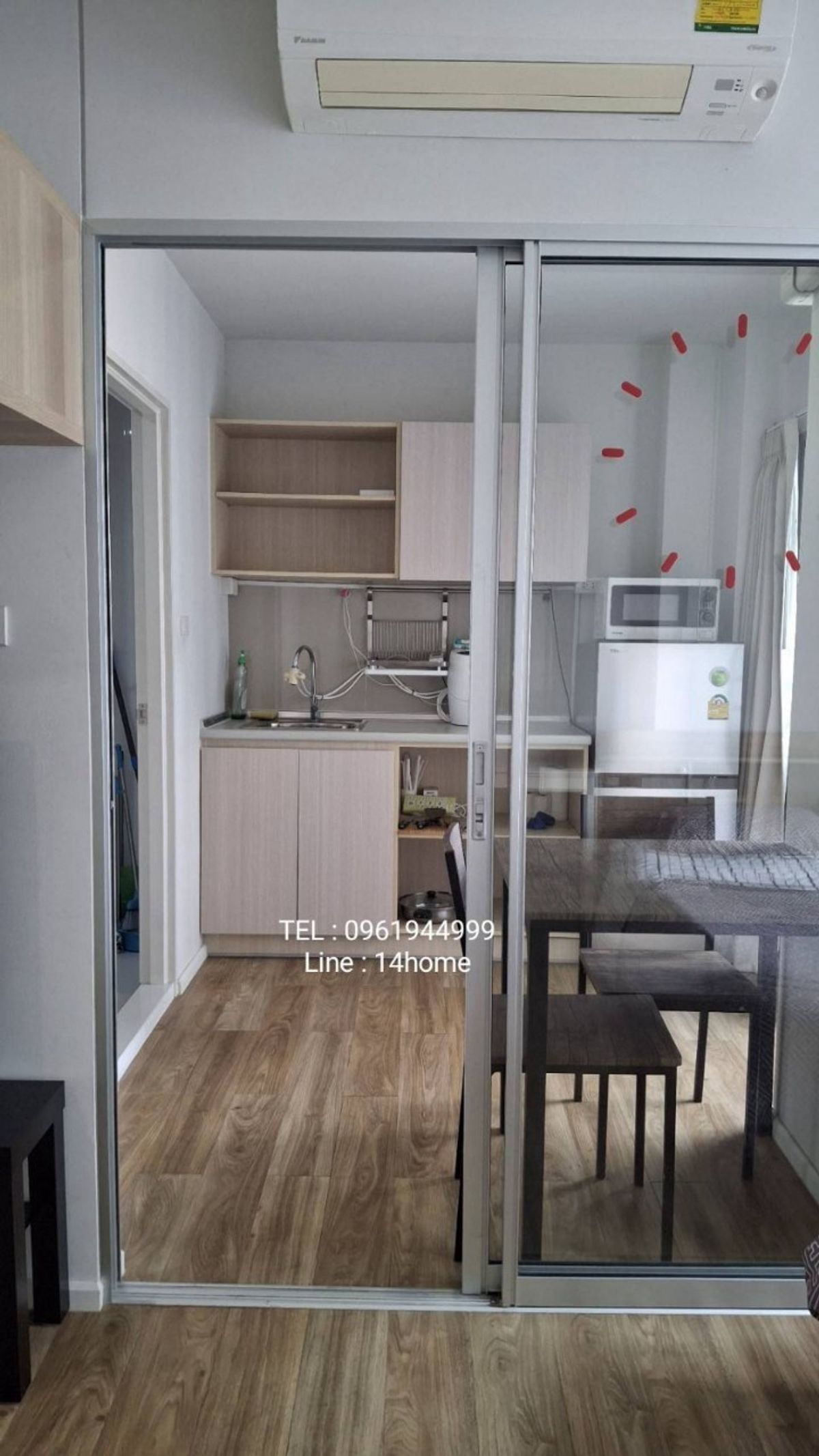 For SaleCondoRathburana, Suksawat : Condo for sale 25.29 sqm. Issi suksawat, 17th floor, the room is super private. The high view near Big C Bang Pakok Silamark, B. Jur Hospital, Bang Pakok Witthayakhom School, Inquire 096194999