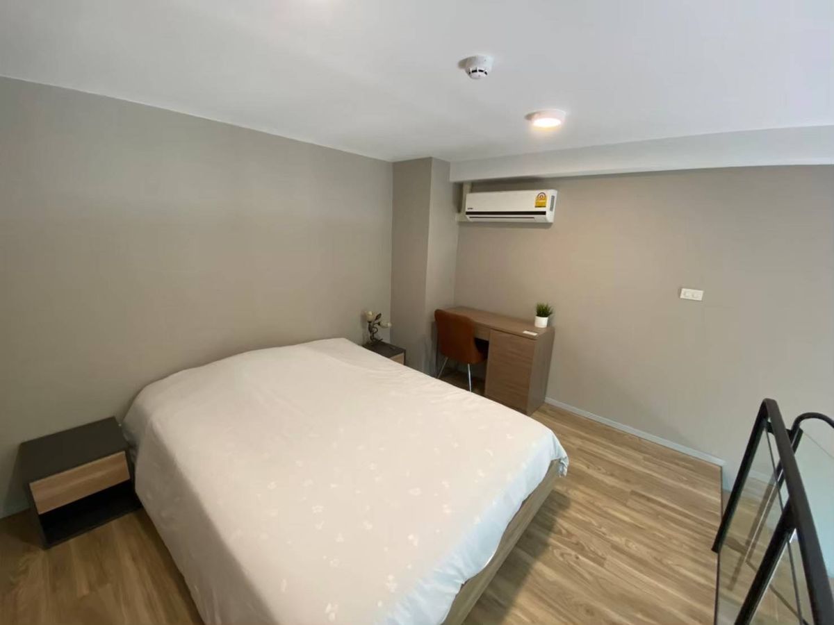 ให้เช่าคอนโดสาทร นราธิวาส : ให้เช่า ห้อง Duplex ห้องสวยใหม่ 