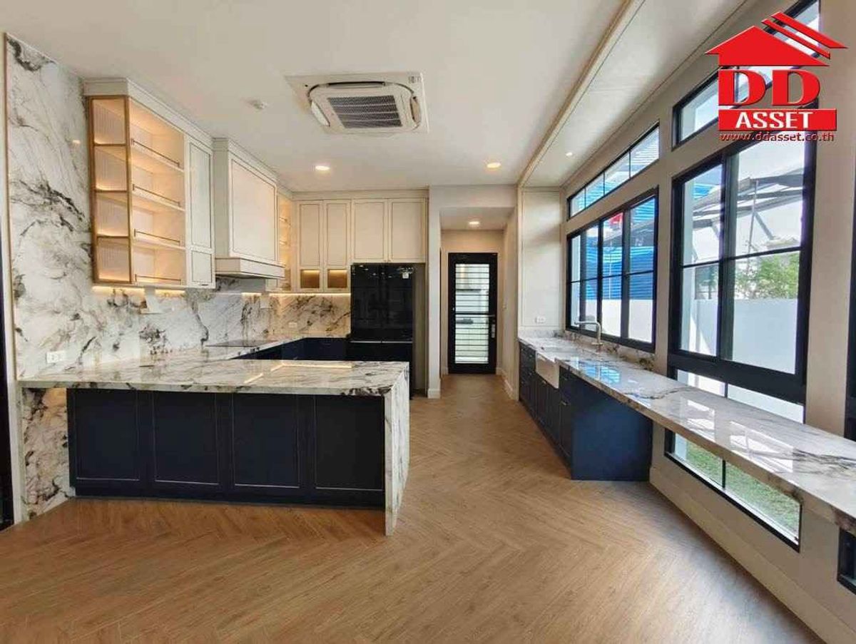 For RentHousePattanakan, Srinakarin : For Rent, Nanthawan, Rama 9, Krungthep Kreetha, Nantawan Rama 9 - Krungthep Kreetha Code: H8180