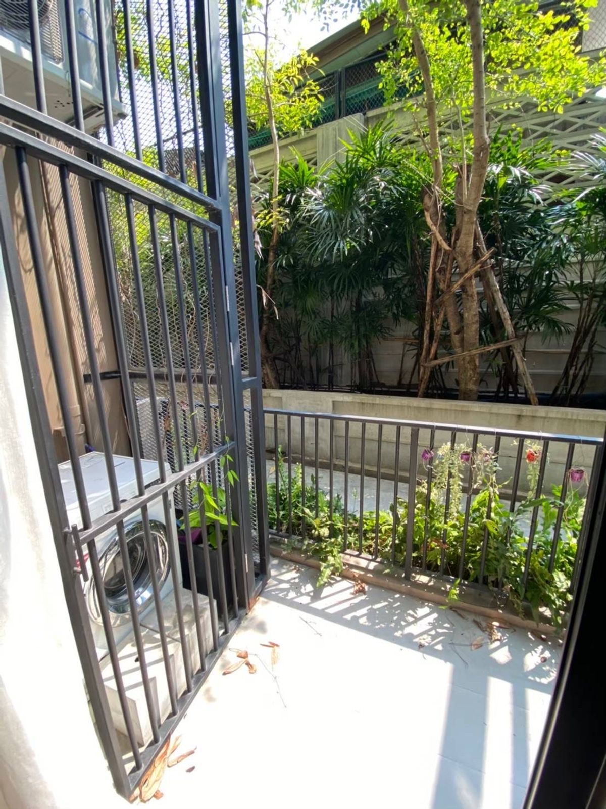 ให้เช่าคอนโดสาทร นราธิวาส : ให้เช่า ห้อง Duplex ห้องสวยใหม่ 