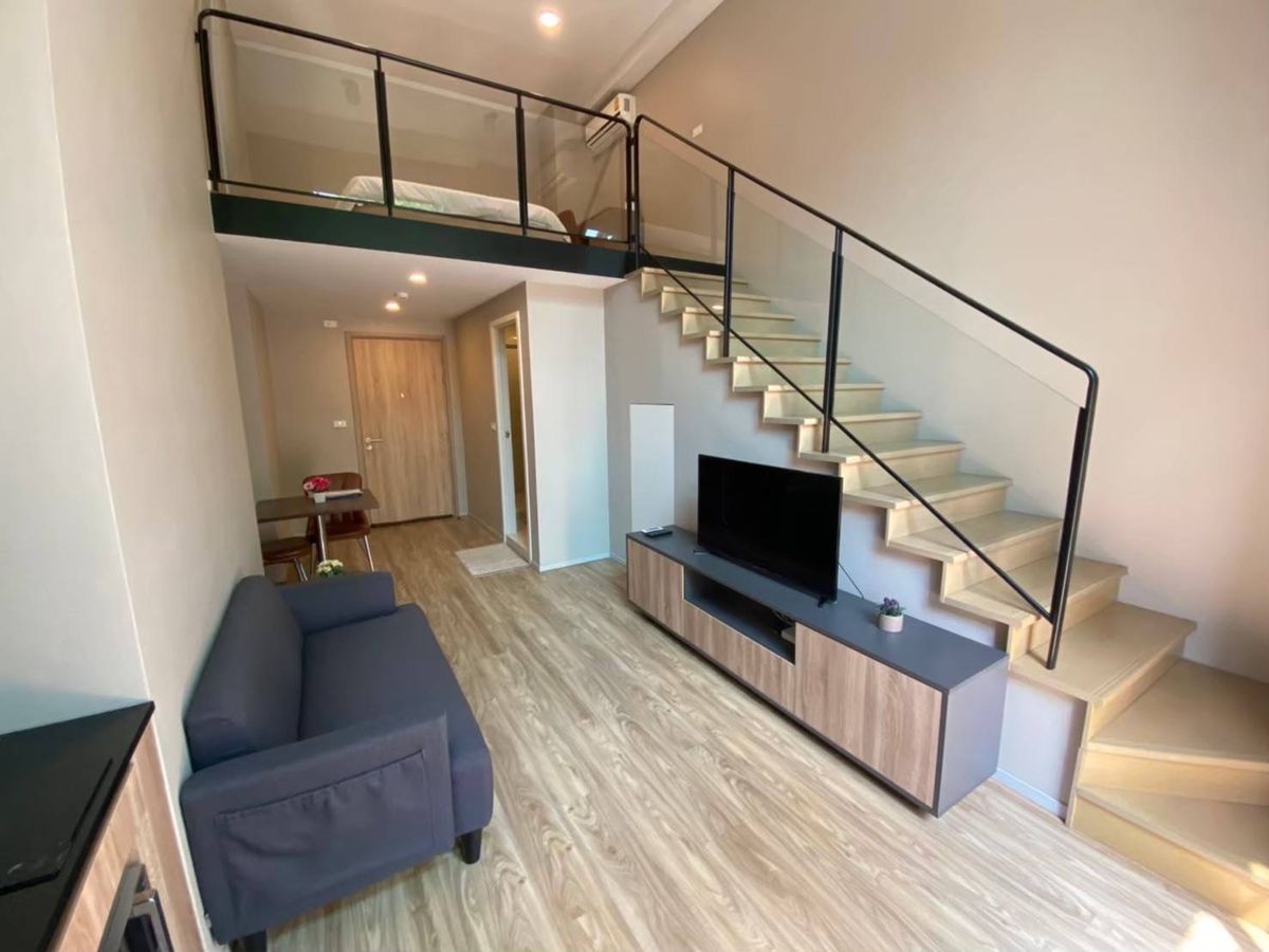 ให้เช่าคอนโดสาทร นราธิวาส : ให้เช่า ห้อง Duplex ห้องสวยใหม่ 