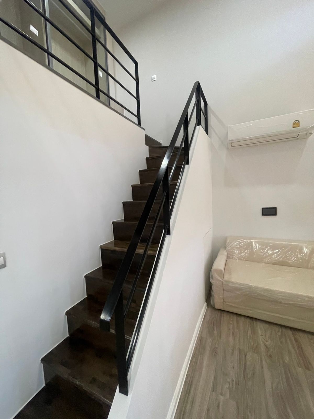 For RentCondoPhutthamonthon, Salaya : 📌 Book before Kave Salaya Mutant Vertical2 layers ✨ Rent 15000/ month/ 1 year contract. One BED 26 sqm. Floor 7, 1 year 15000 contract.