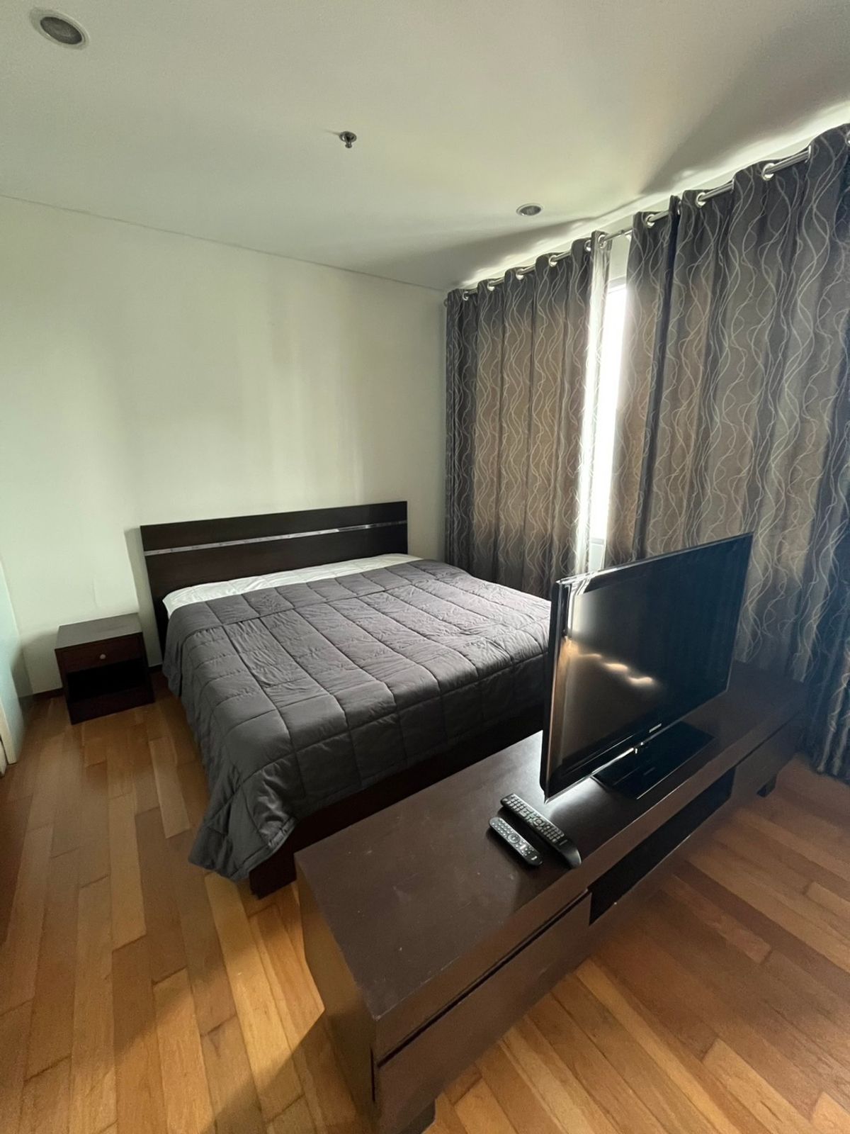 For RentCondoWongwianyai, Charoennakor : Villa Sathorn (Villa Sathorn) For Rent (1Bed1bath 40SQM)