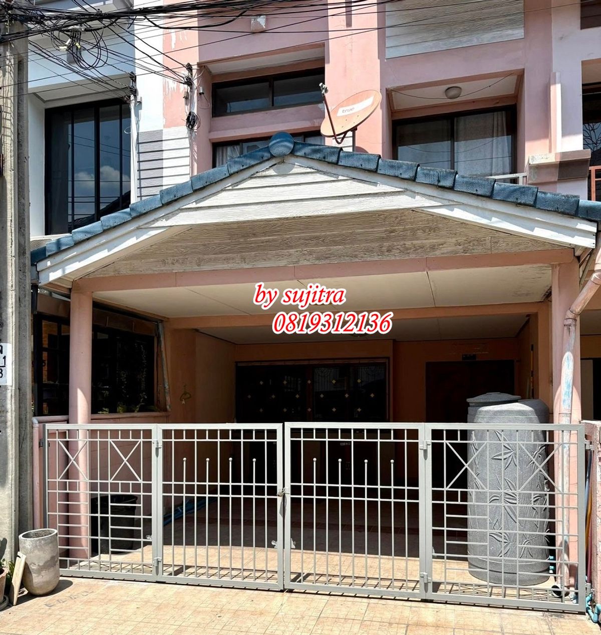 For RentTownhomeChokchai 4, Ladprao 71, Ladprao 48, : Rent a 3 -story townhome, 21.3 sq.w., located in Soi Nakniwat, Lat Phrao 71