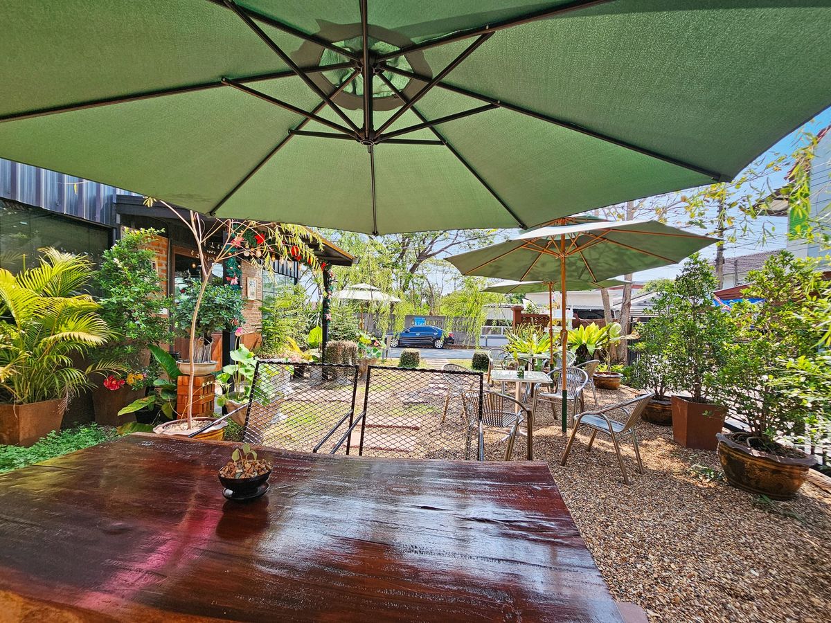 ขายร้านค้า/ตลาดนัดขอนแก่น : ขายกิจการคาเฟ่วินเทจ ทำเลทอง ใกล้มหาวิทยาลัยขอนแก่น รพ.ศรีนครินทร์