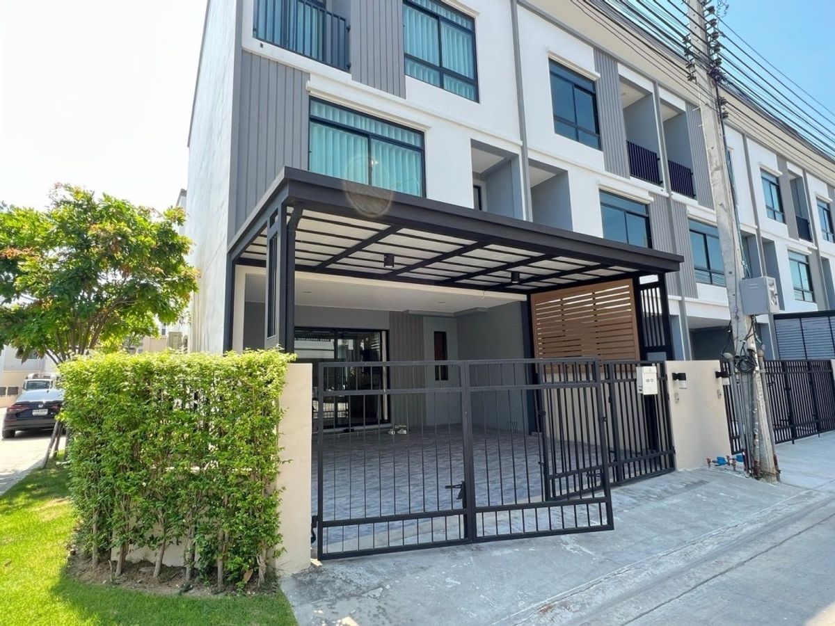 For SaleTownhomeOnnut, Udomsuk : Sell ​​Townhome, CPI, Sukhumvit 77, great value, plus all furniture and electrical appliances