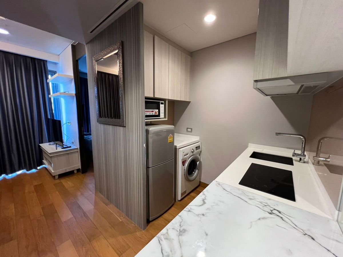 ให้เช่าคอนโดสุขุมวิท อโศก ทองหล่อ : 🔥ให้เช่าด่วน🔥คอนโดเดอะ ลุมพินี 24 แบบ 1 ห้องนอน ขนาด 31 ตร.ม. ชั้น 30 ชั้นสูง วิวโล่ง ใกล้MRTศูนย์สิริกิติ์