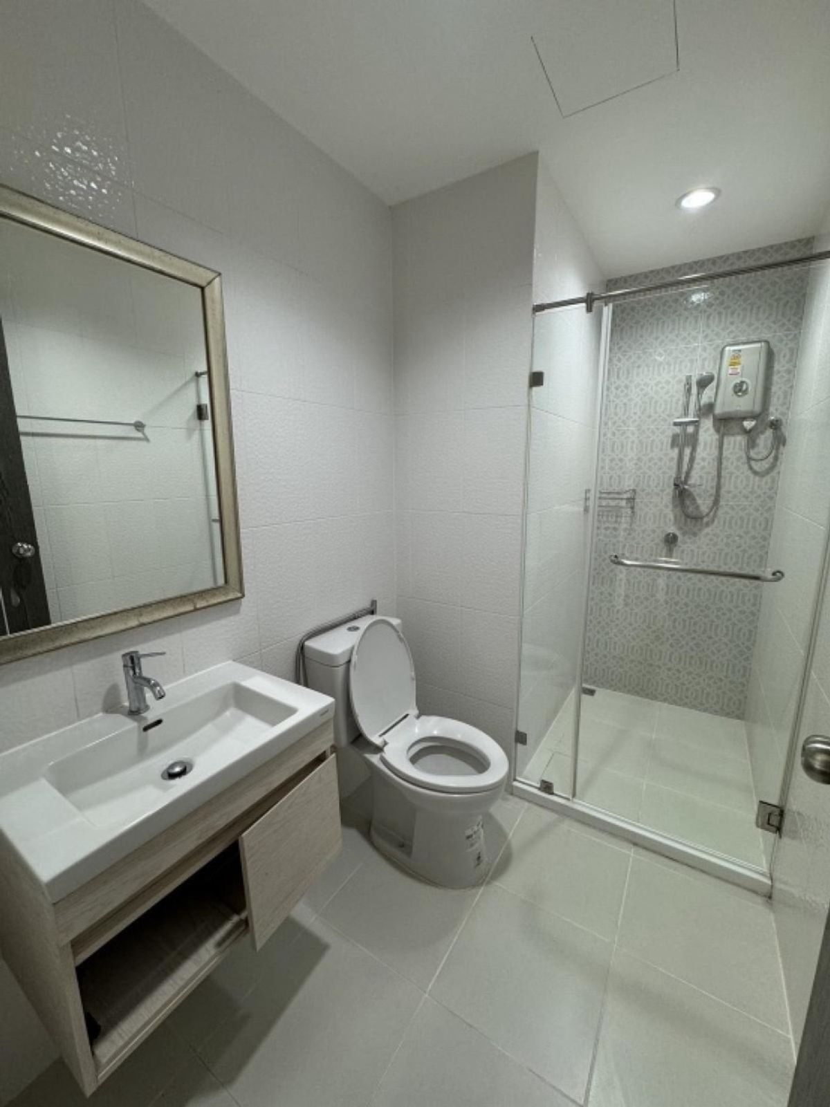 ขายคอนโดปิ่นเกล้า จรัญสนิทวงศ์ : 🔥mrtบางยี่ขัน 250เมตร🔥2ห้องนอน 2ห้องน้ำ🔥 For sale🔥 ธนา แอสโทเรีย ปิ่นเกล้า🔥