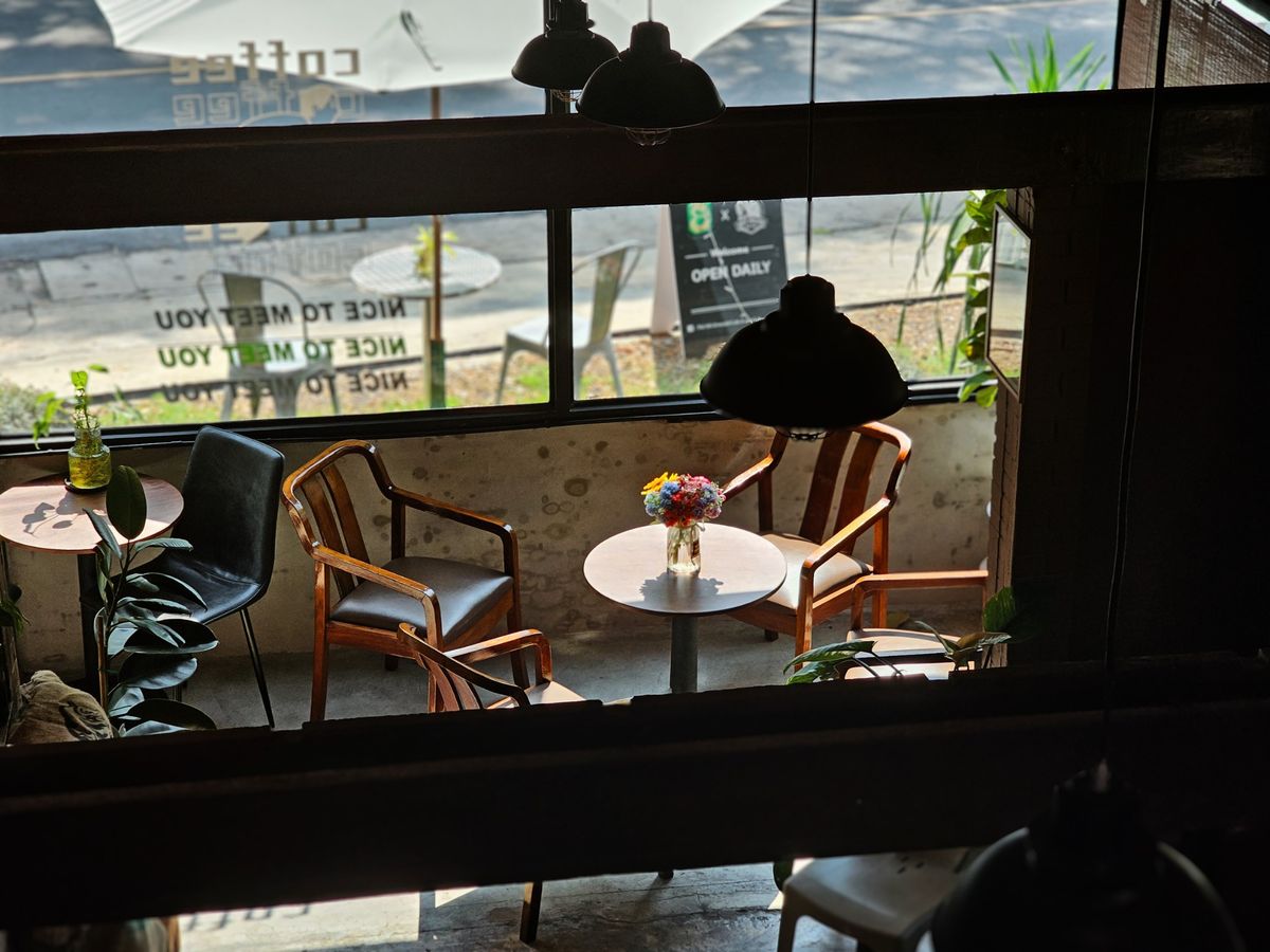 ขายร้านค้า/ตลาดนัดขอนแก่น : ขายกิจการคาเฟ่วินเทจ ทำเลทอง ใกล้มหาวิทยาลัยขอนแก่น รพ.ศรีนครินทร์