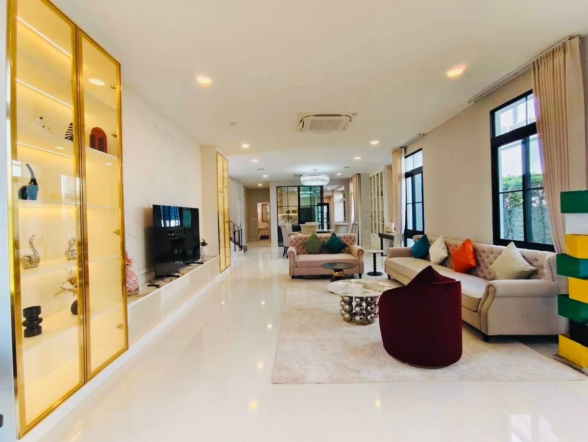 For RentHousePattanakan, Srinakarin : For Rent, Nanthawan, Rama 9, Krungthep Kreetha, Nantawan Rama 9 - Krungthep Kreetha Code: H8180