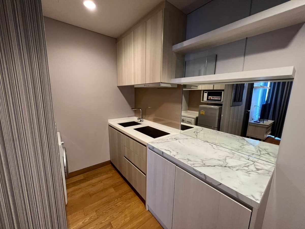 ให้เช่าคอนโดสุขุมวิท อโศก ทองหล่อ : 🔥ให้เช่าด่วน🔥คอนโดเดอะ ลุมพินี 24 แบบ 1 ห้องนอน ขนาด 31 ตร.ม. ชั้น 30 ชั้นสูง วิวโล่ง ใกล้MRTศูนย์สิริกิติ์