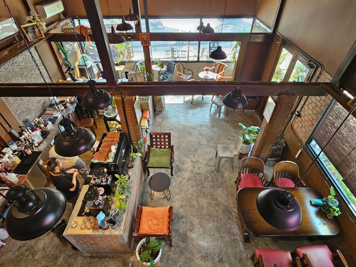 ขายร้านค้า/ตลาดนัดขอนแก่น : ขายกิจการคาเฟ่วินเทจ ทำเลทอง ใกล้มหาวิทยาลัยขอนแก่น รพ.ศรีนครินทร์