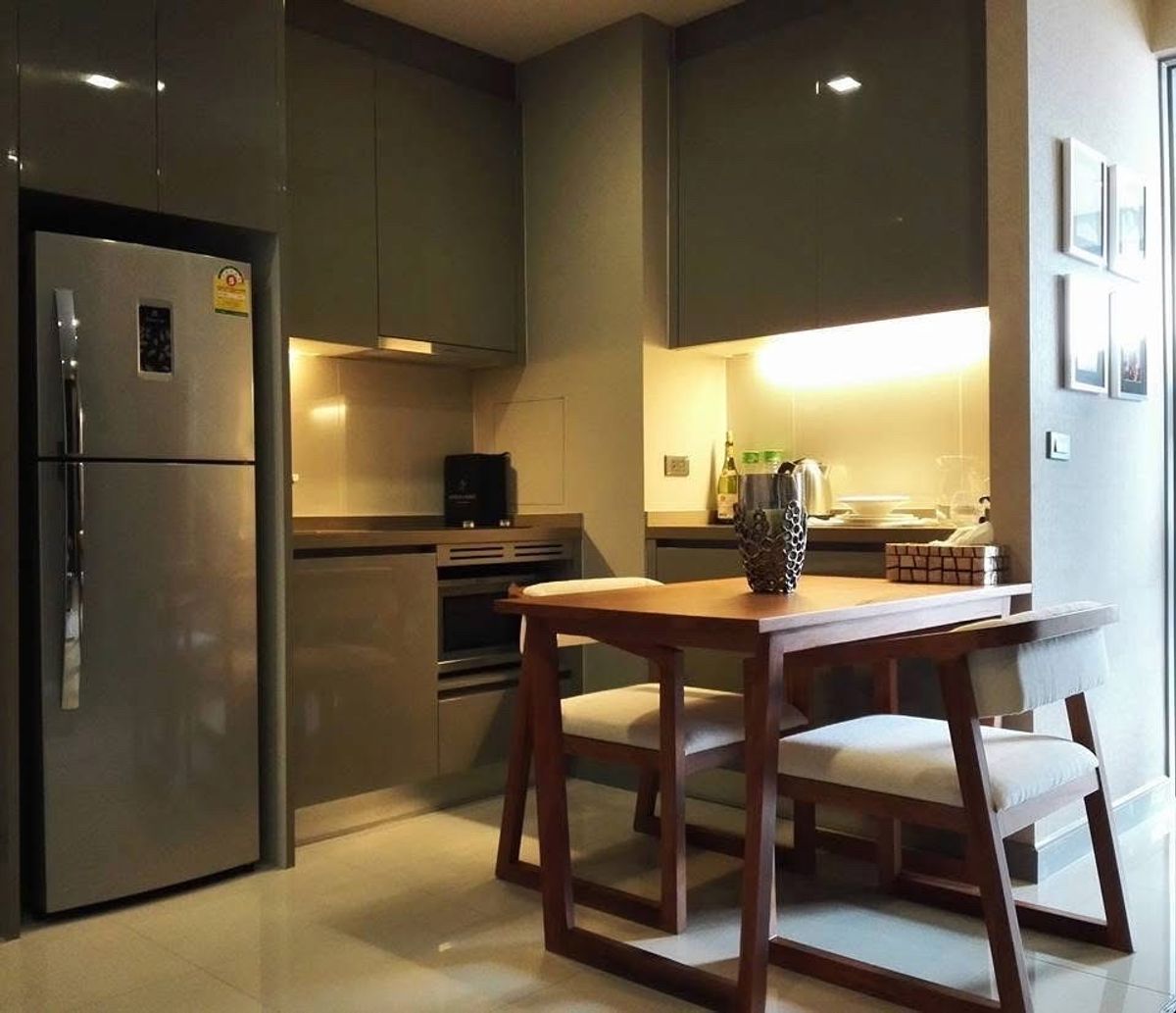 For SaleCondoSilom, Saladaeng, Bangrak : M-Silom condo for sale (suitable for investors)
