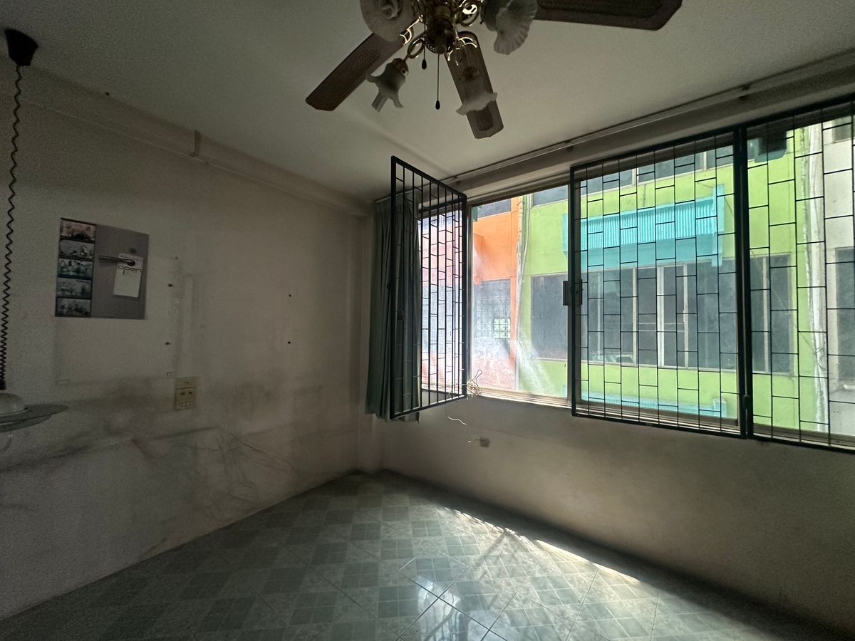 ขายอาคารพาณิชย์เยาวราช บางลำพู : ขาย อาคารพาณิชย์ เยาวราช ถนนสามเพ็ง ติดเมกะโปรเจค เวิ้งนครเกษม