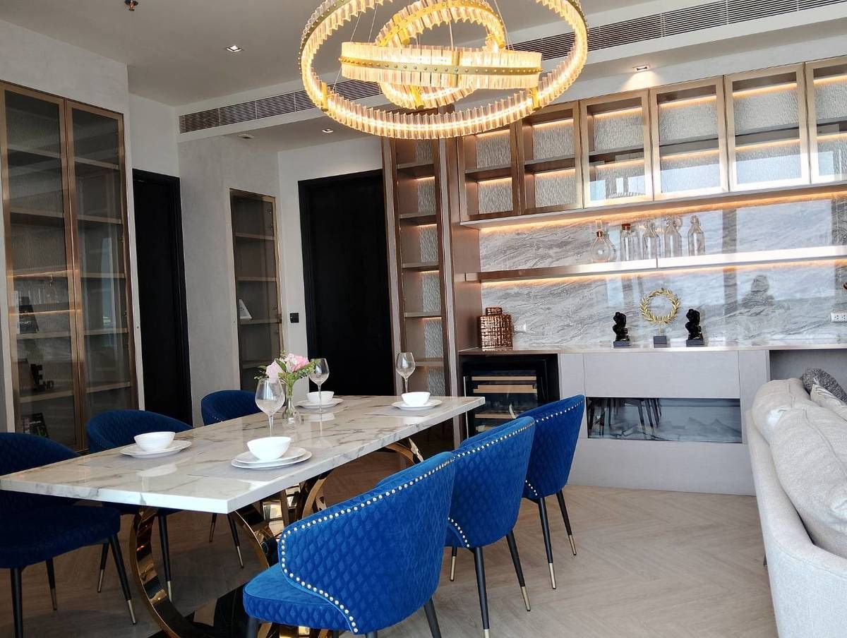 For RentCondoWongwianyai, Charoennakor : 𝐂𝐡𝐚𝐩𝐭𝐞𝐫 𝐂𝐡𝐚𝐫𝐨𝐞𝐧𝐧𝐚𝐤𝐨𝐫𝐧 • 𝟑 𝐁𝐞𝐝 𝐁𝐚𝐭𝐡 𝐁𝐚𝐭𝐡 • 𝟏𝟓𝟏 𝐒𝐪𝐦. • 𝐅𝐮𝐥𝐥𝐲-𝐅𝐮𝐫𝐧𝐢𝐬𝐡𝐞𝐝 • 𝐑𝐚𝐫𝐞 𝐔𝐧𝐢𝐭!  𝐋𝐢𝐧𝐞 𝐈𝐃: 𝐕𝐚𝐬𝐬𝐢𝐥𝐲