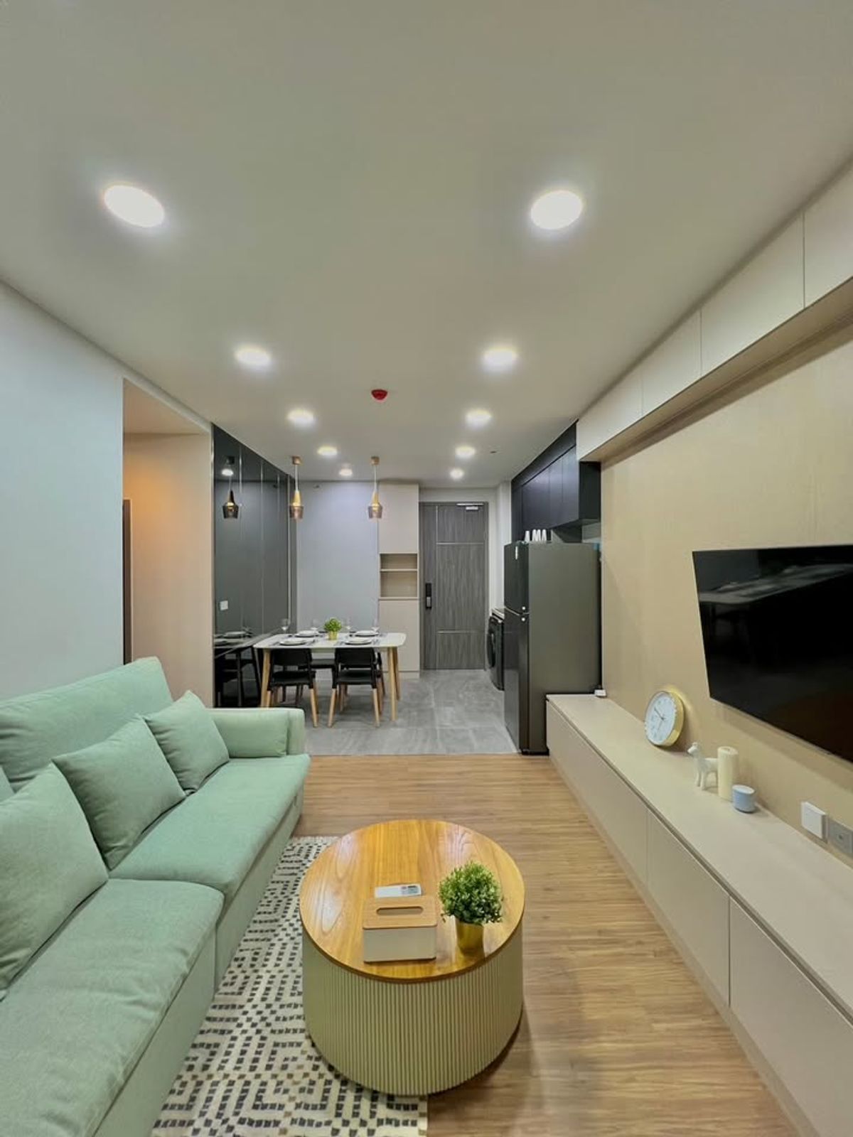 ขายคอนโดสุขุมวิท อโศก ทองหล่อ : Q Prasarnmit คอนโดระดับ Luxury ใกล้ มศว, มีรถรับส่ง BTS อโศก