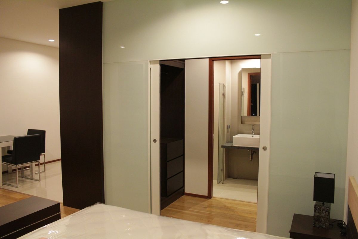 ให้เช่าคอนโดวงเวียนใหญ่ เจริญนคร : Villa Sathorn (วิลล่า สาทร) for Rent (1bed1bath 42sqm)