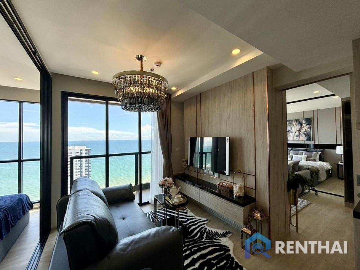 For SaleCondoPattaya, Bangsaen, Chonburi : High rise condominium on Pratamnak hill, located near the beach only 250 meters.