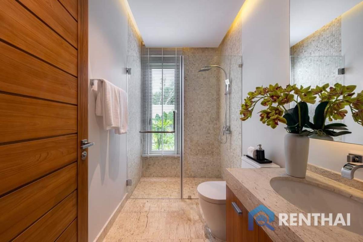 For SaleHousePhuket : Your Own Paradise in Thailand!