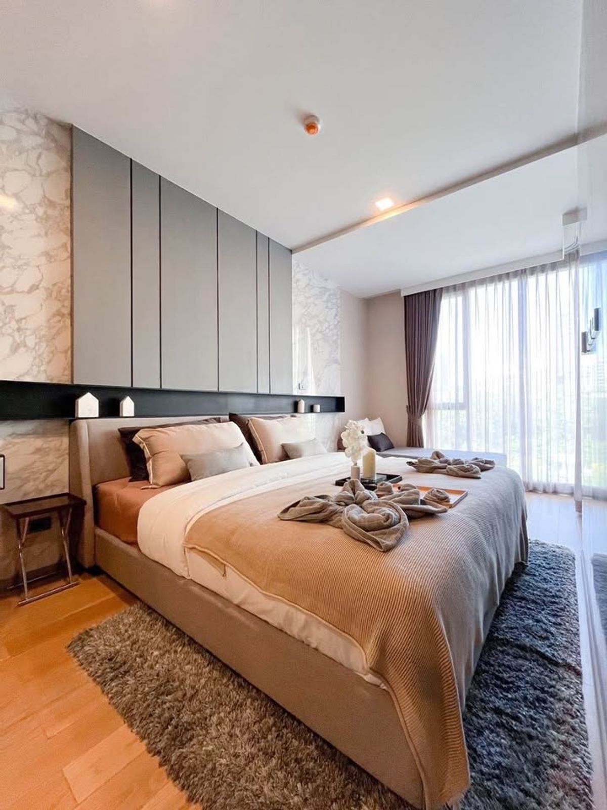 ให้เช่าคอนโดสุขุมวิท อโศก ทองหล่อ : คอนโด Fynn Sukhumvit 31 ห้องสวย เฟอร์นิเจอร์ครบ พร้อมเช่าอยู่