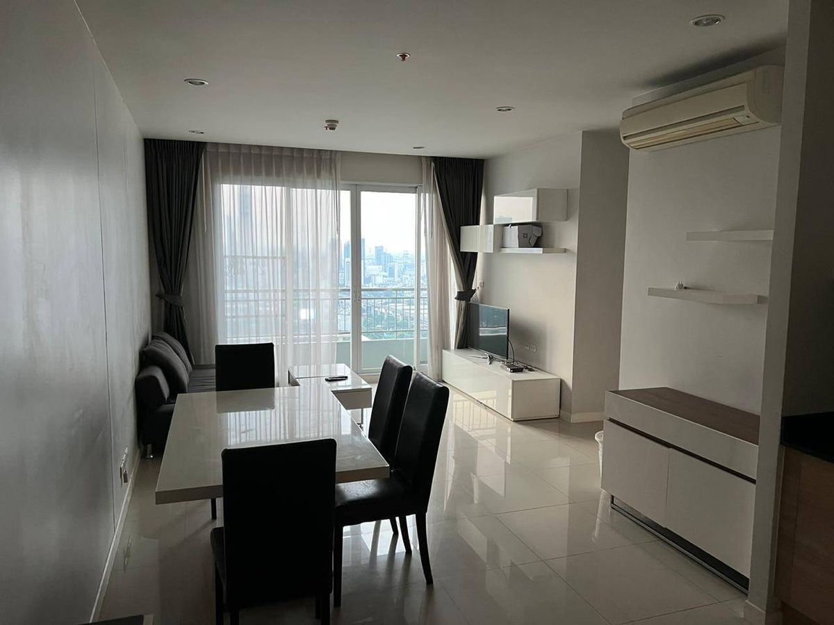 ขายคอนโดพระราม 9 เพชรบุรีตัดใหม่ RCA : Circle condominium 2bedroom for sale