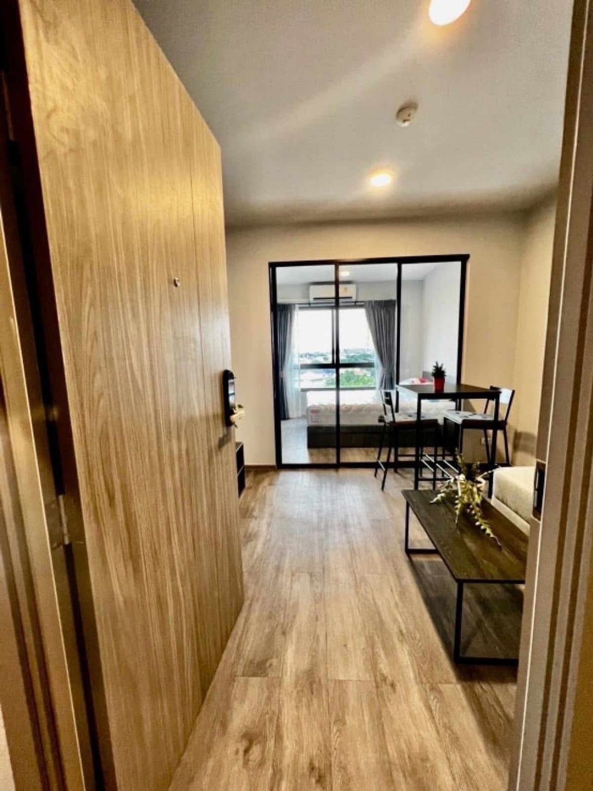 ให้เช่าคอนโดพระราม 9 เพชรบุรีตัดใหม่ RCA : ให้เช่า ✨ Monte Rama 9 ✨ เฟอร์นิเจอร์ และ เครื่องใช้ไฟฟ้าครบ ใกล้ ARL รามคำแหง