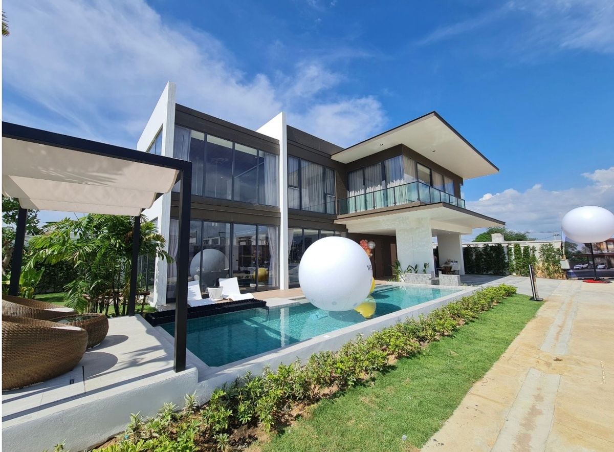 For SalePattaya, Bangsaen, Chonburi : 📍📍Highland Park Pool Villas Pattaya 👉Price Start from 9.9 - 47.9 MB. (Unfurnish)