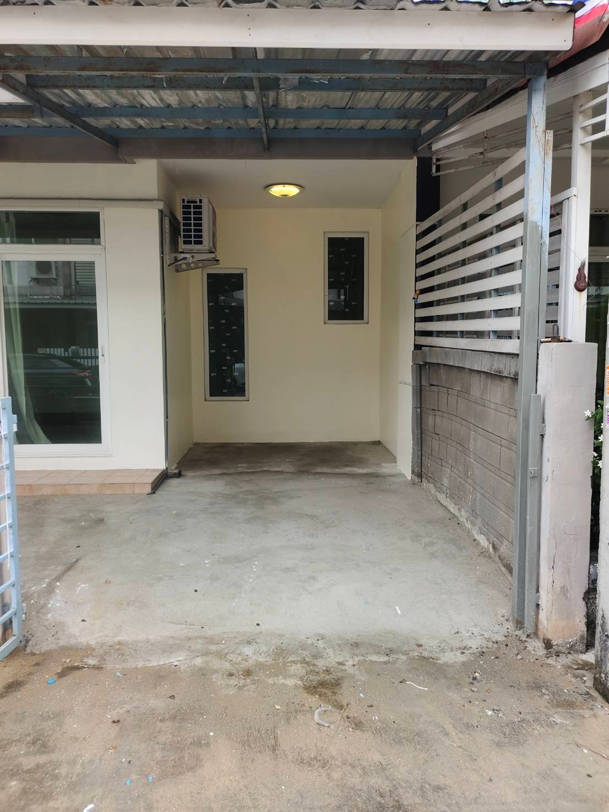 For SaleTownhomeMin Buri, Romklao : Gusto Townhome Ramkhamhaeng / 3 Bedrooms (Sale), Gusto Townhome Ramkhamhaeng / 3 Bedrooms (For Sale) AA263