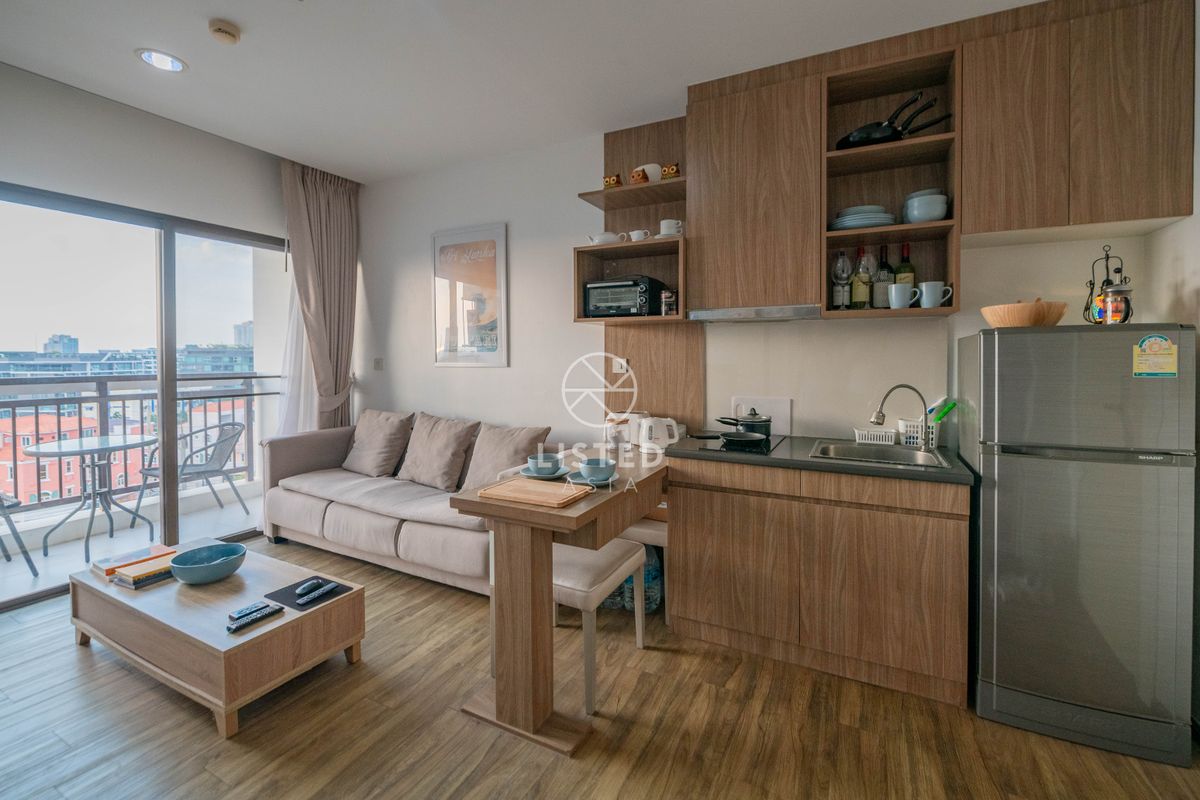 ขายคอนโดพัทยา บางแสน ชลบุรี สัตหีบ : Condo For Sale Treetops Pattaya 1 Bed on Pratumnak Hill