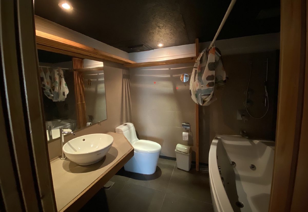 For SaleCondoOnnut, Udomsuk : 📢👇 Rare unit and price for a large spacious 3-bedroom Duplex, located located between Soi Onnut 30 and Soi Onnut 32