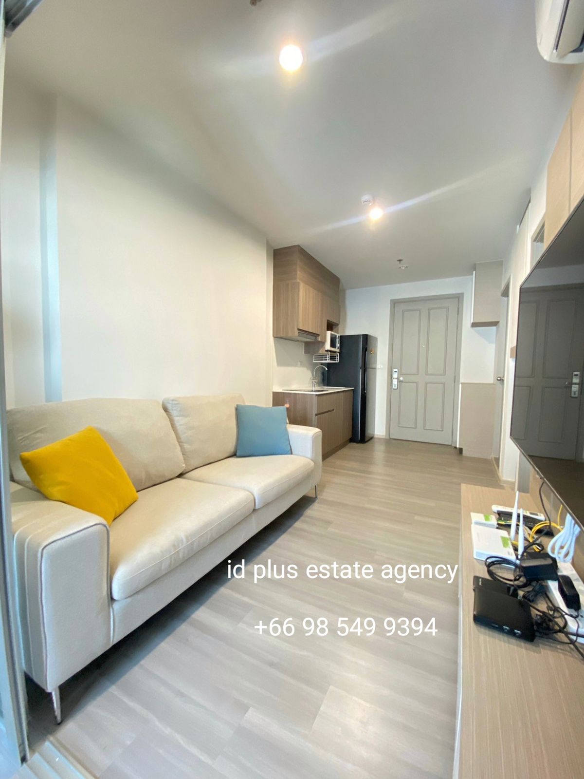 For SaleCondoPinklao, Charansanitwong : The Parkland Charan - Pinklao Condo For Sale: Room for Sale + Built -in Furniture.excluding Movable Furniture and Electrical Appliances.  1 Bed Plus for 34.75 SQM. with multipurpose room.city view on 8th floor. Next to MRT Bangyikhan. Sale only for 3.35 m