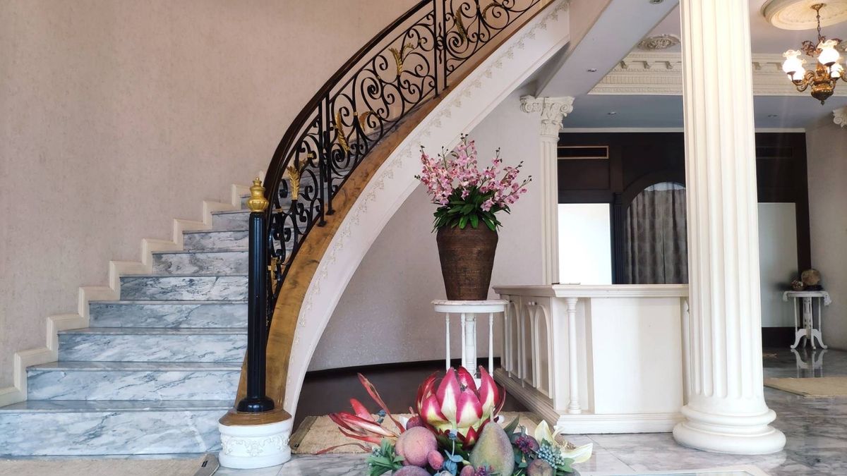 บ้านพัฒนาการ ศรีนครินทร์ : ขาย/ให้เช่า บ้านหรูสไตล์ยุโรป พัฒนาการ 61 พร้อมสระส่วนตัว ที่ดินใหญ่ 