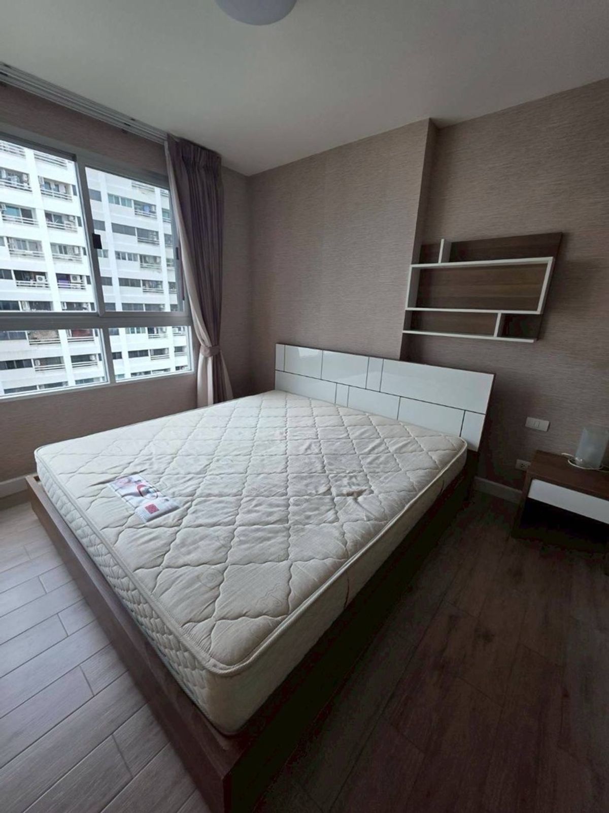 ให้เช่าคอนโดสุขุมวิท อโศก ทองหล่อ : The Clover Thonglor (เดอะ โคลเวอร์ ทองหล่อ) (1bed1bath 35sqm)