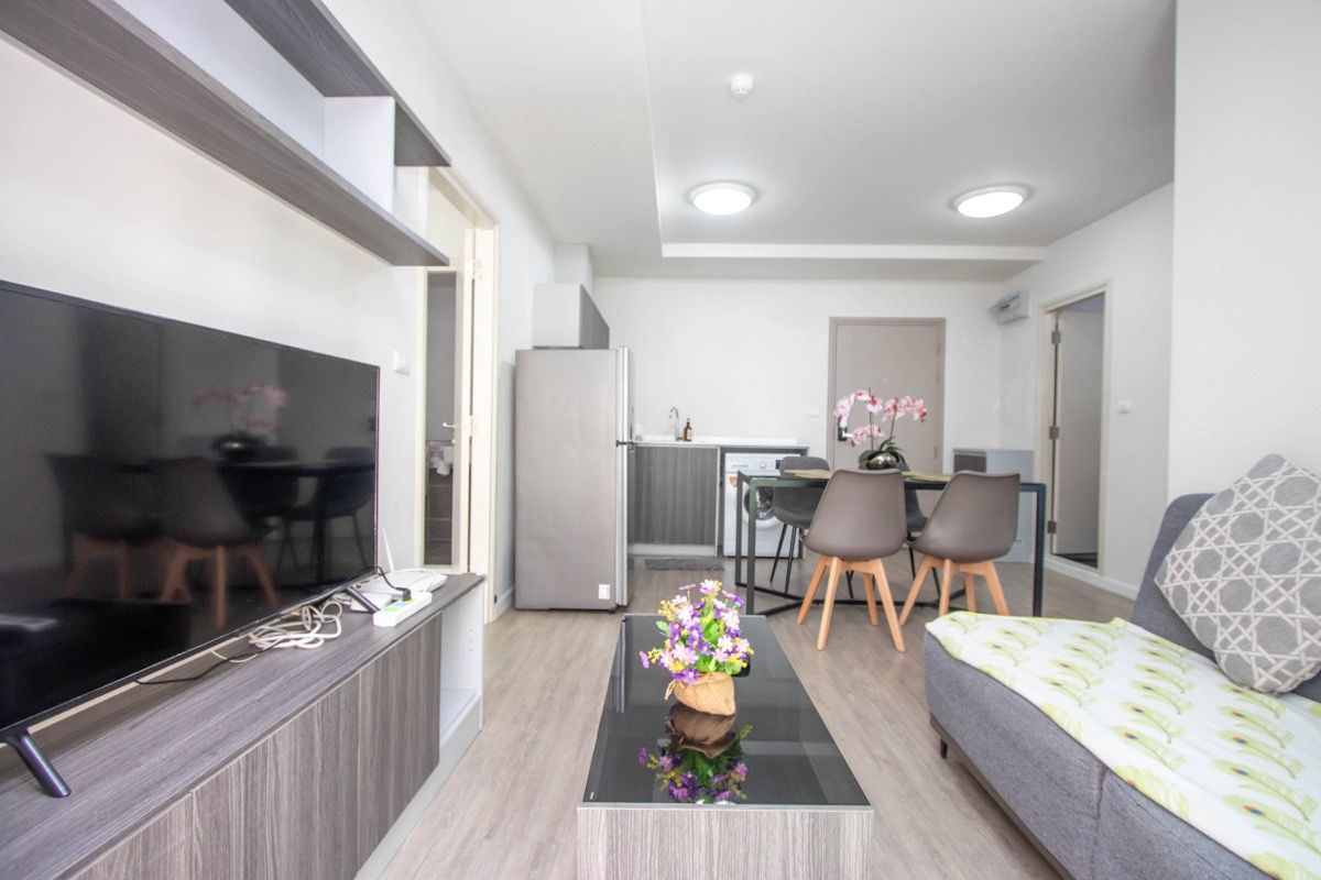 ขายคอนโดเชียงใหม่ : Elegant Two-Bedroom Condo for Sale Near Central Festival : Dcondo Rin (DRIN015)