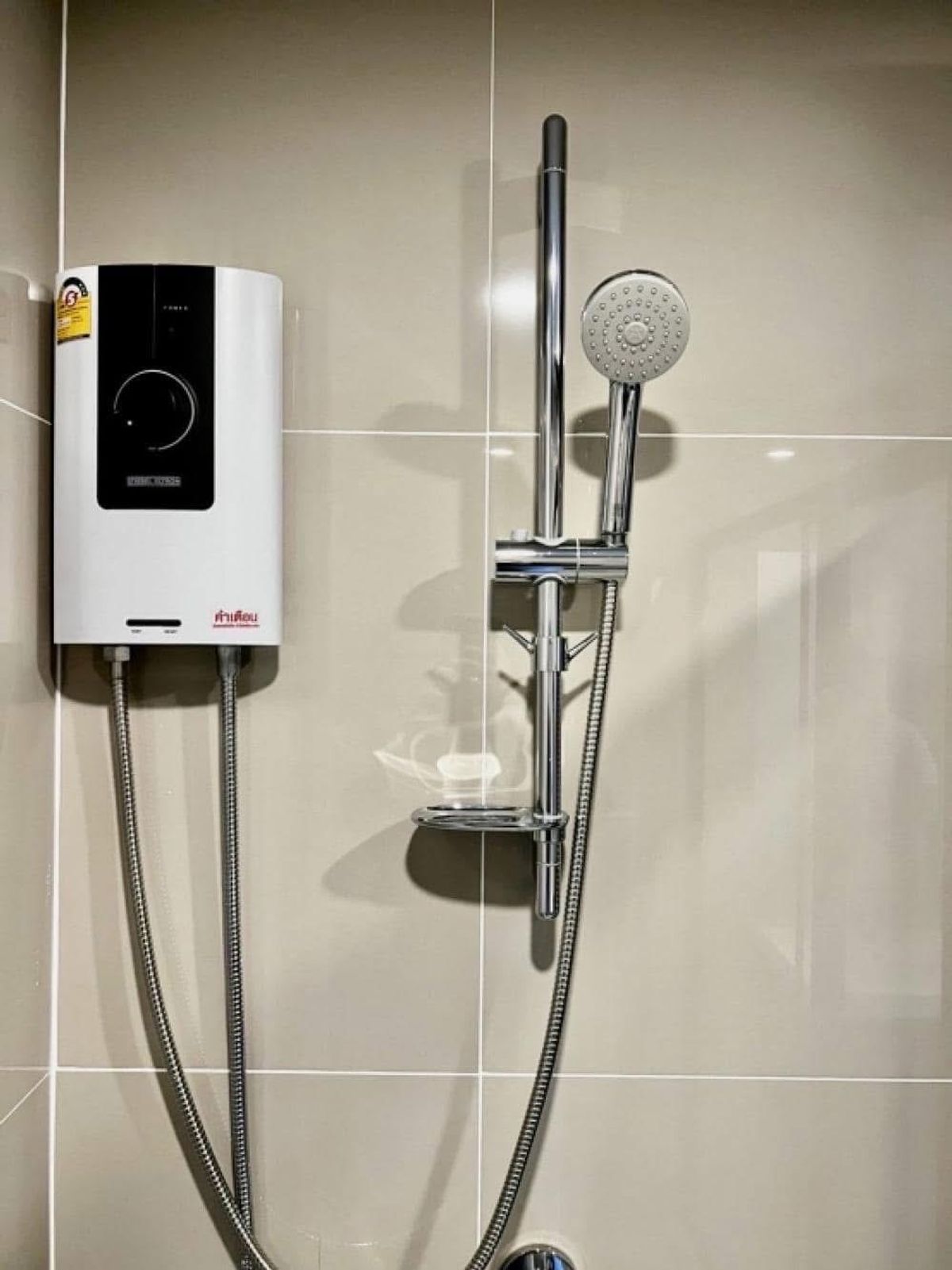 ให้เช่าคอนโดพระราม 9 เพชรบุรีตัดใหม่ RCA : ให้เช่า ✨ Monte Rama 9 ✨ เฟอร์นิเจอร์ และ เครื่องใช้ไฟฟ้าครบ ใกล้ ARL รามคำแหง