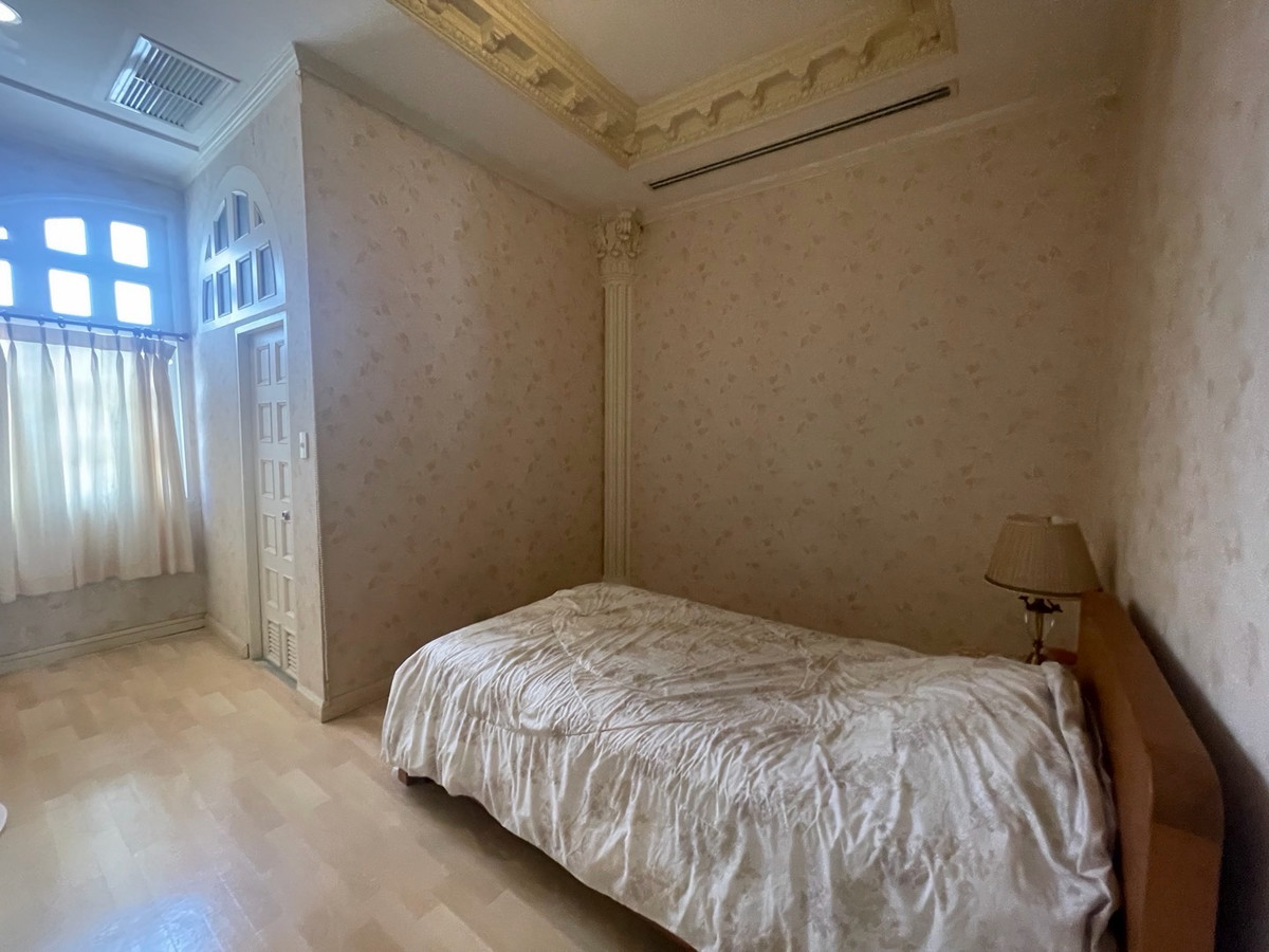 บ้านพัฒนาการ ศรีนครินทร์ : ขาย/ให้เช่า บ้านหรูสไตล์ยุโรป พัฒนาการ 61 พร้อมสระส่วนตัว ที่ดินใหญ่ 