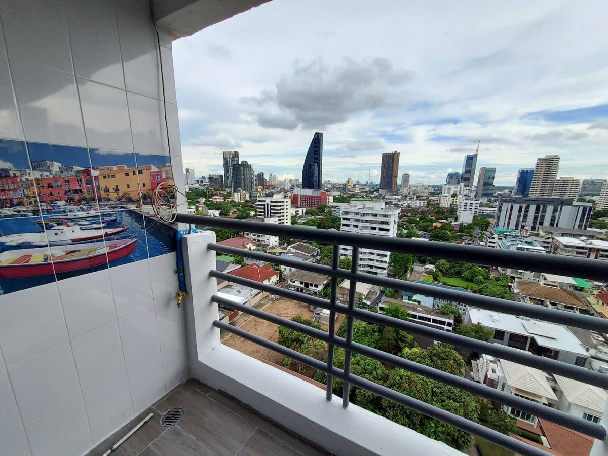 For RentCondoSukhumvit, Asoke, Thonglor : Water Ford Diamond Condo, beautiful room, complete furniture Ready to rent