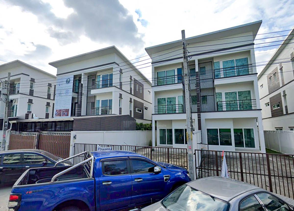 For SaleHome OfficeKaset Nawamin,Ladplakao : Home Office for Sale Sukhonthasawat 16, 2 bedroom 44 sqw 189 sqm Near Satriwitthaya 2, Kaset Nawamin, Pradit Manudharm, Nak Niwat, Ladprao : EL25S-001