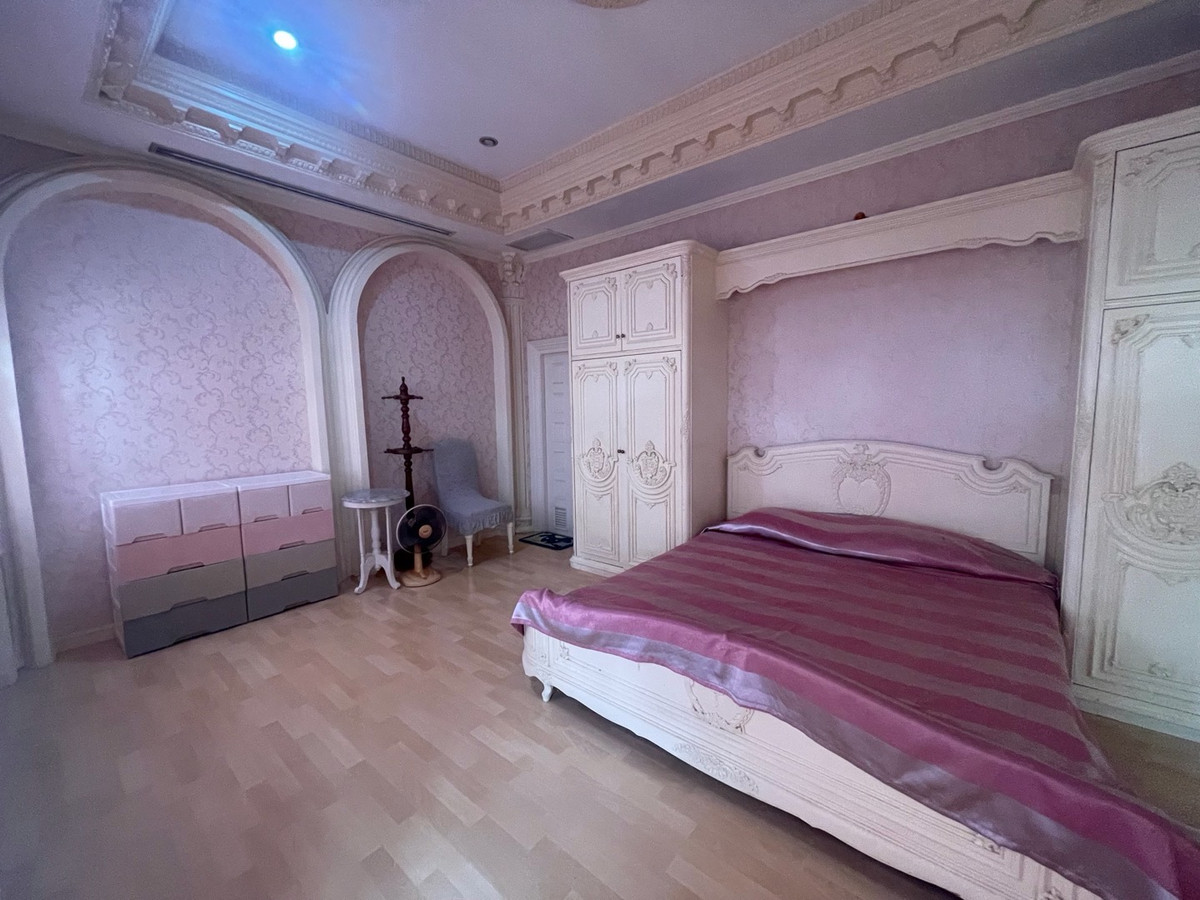 บ้านพัฒนาการ ศรีนครินทร์ : ขาย/ให้เช่า บ้านหรูสไตล์ยุโรป พัฒนาการ 61 พร้อมสระส่วนตัว ที่ดินใหญ่ 