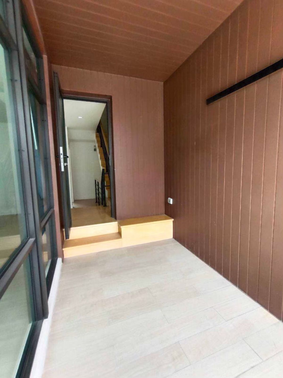 ให้เช่าทาวน์โฮมสมุทรปราการ สำโรง : Home Office for Rent at Plex Bangna Project