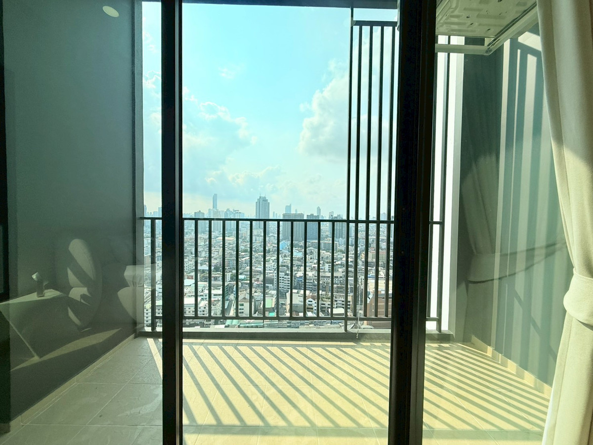 ให้เช่าคอนโดวงเวียนใหญ่ เจริญนคร : ศุภาลัย ลอฟท์ ประชาธิปก-วงเวียนใหญ่ ให้เช่าคอนโด 3 ห้องนอน ติดกับ TSI International School