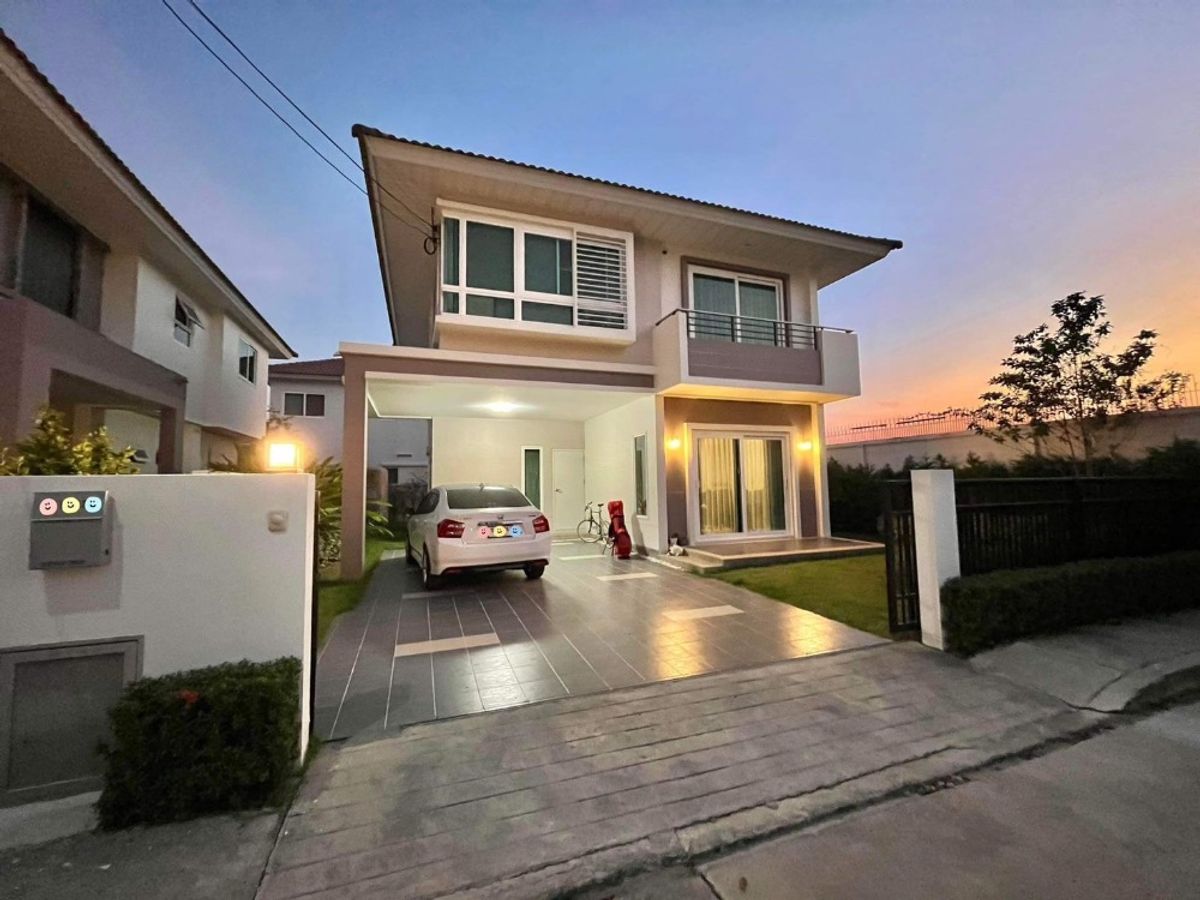 For RentHouseRathburana, Suksawat : 2-storey detached house with beautiful decorative furniture for rent in Pracha Uthit-Thung Khru, near Big G Food Place, Pracha Uthit, only 3.4 km.