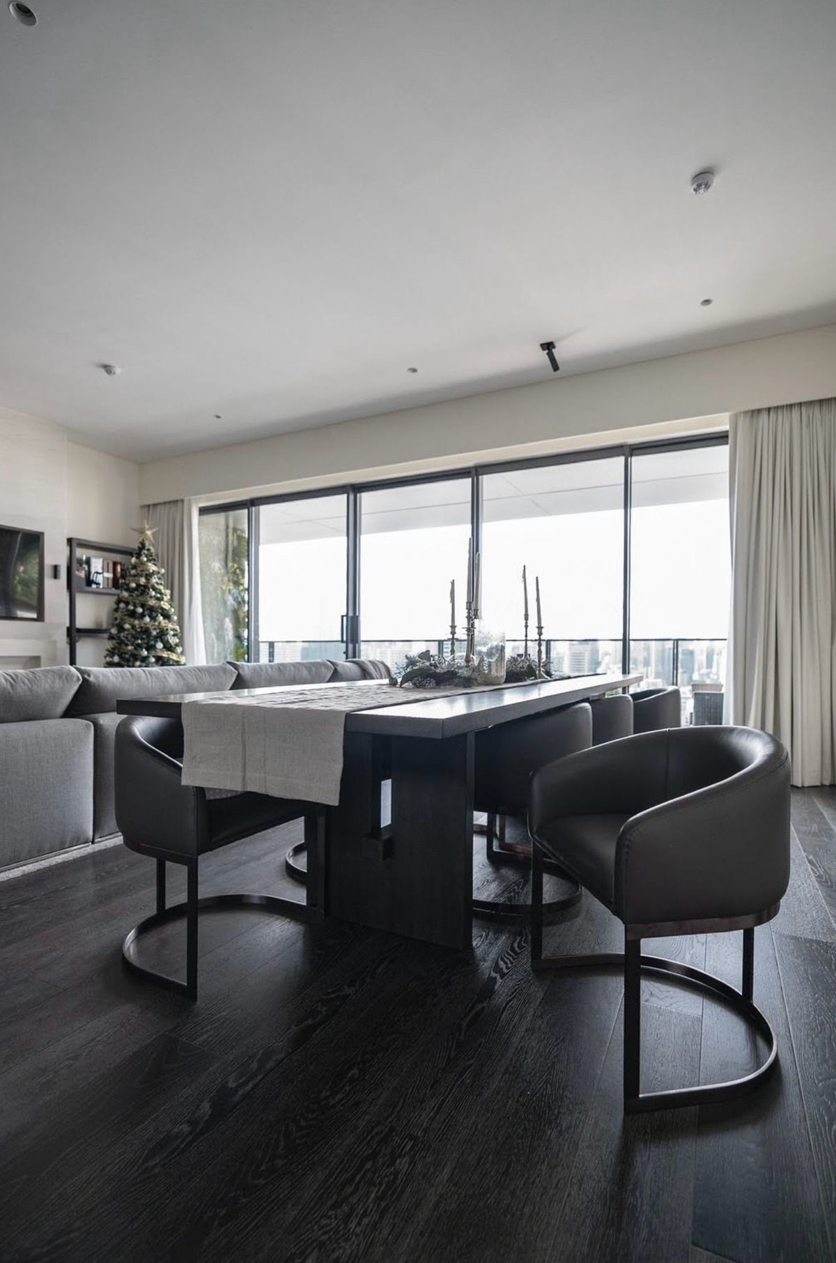 ขายคอนโดสุขุมวิท อโศก ทองหล่อ : LTHC12079 – Tela Thonglor FOR SALE Size 201.23 sqm. 3 beds 3 baths Near BTS Thong Lor Station ONLY 101.7 MB