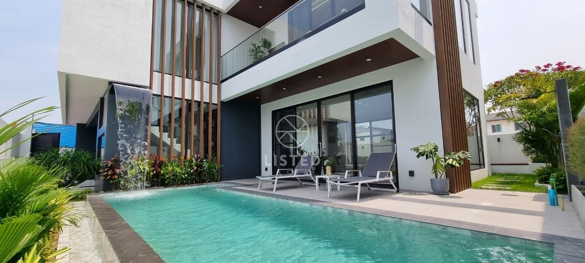 ขายพัทยา บางแสน ชลบุรี สัตหีบ : Lavender Pool Villa For Sale in Central Pattaya