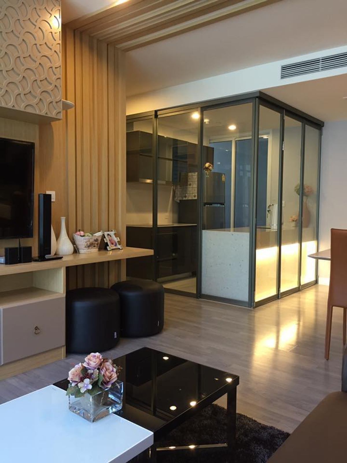 For SaleCondoSathorn, Narathiwat : Condo for sale, The Room Sathorn - Pans Road, St. Louis (500 m/7 minutes). Interested in negotiating @condobkk (with @) Code H32919