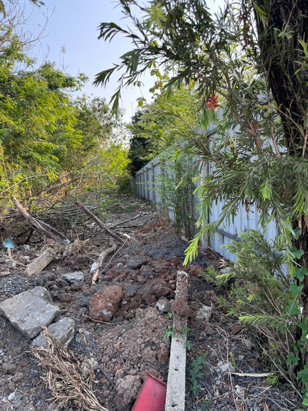 ขายที่ดินมีนบุรี-ร่มเกล้า : ขายที่ดินเปล่าซอยสุวินทวงศ์51 ถูกที่สุดในโครงการ โครงการรมณีย์ (N.1610)