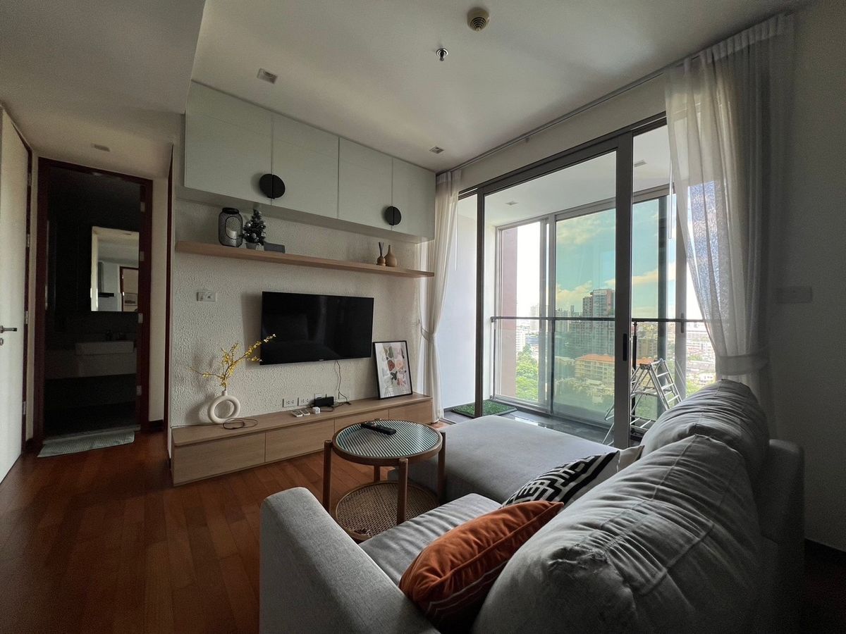 ให้เช่าคอนโดสุขุมวิท อโศก ทองหล่อ : ด่วน Ashton morph 38  Pet Friendly  2 Bedroom 71 sq.m 